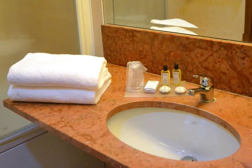 Golf Hotel Milano Opera 4*,  Italien